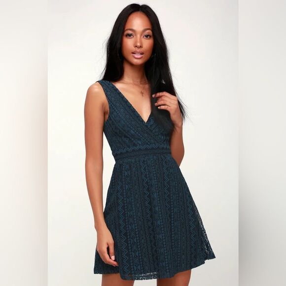 Lulu’s Royal Blue Lace Skater Dress XL - Picture 1 of 5